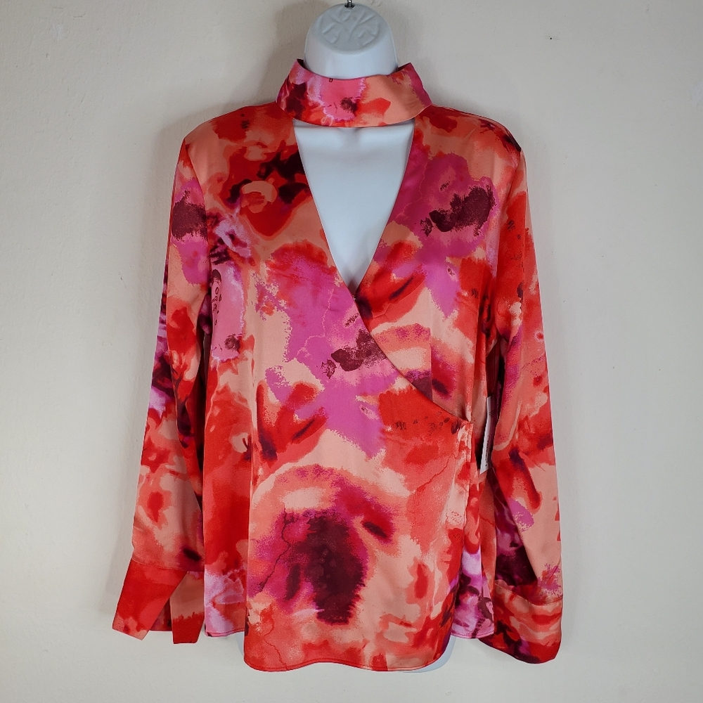 Bold Elements Women's Mock Neck Long Sleeve Medium Wrap Shirt Water floral